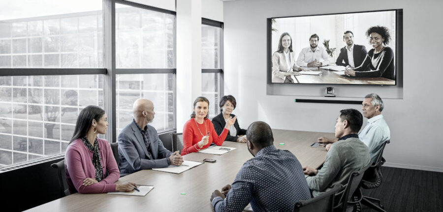 Shure MXA710B-2FT | Micro Array treo tường 2 foot màu đen