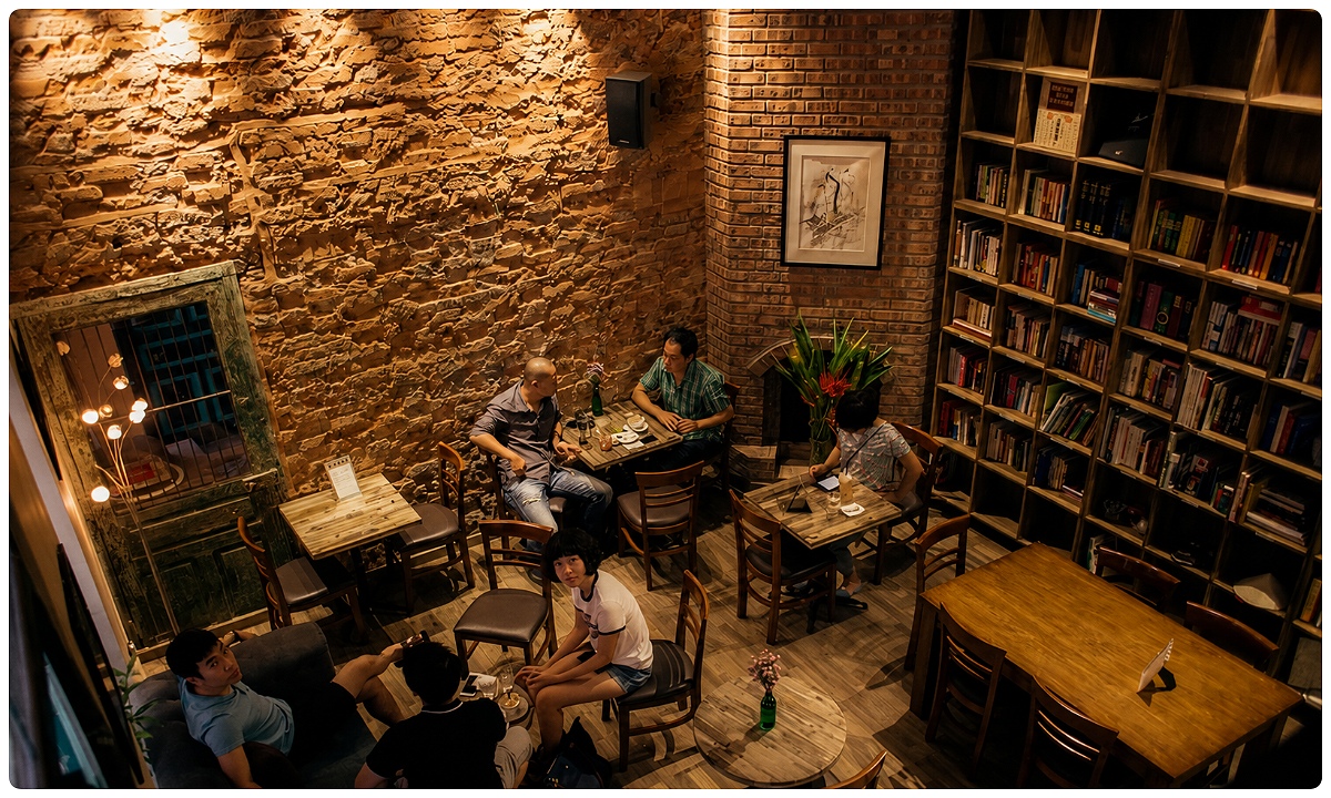 Âm thanh nghe nhạc quán cafe sách