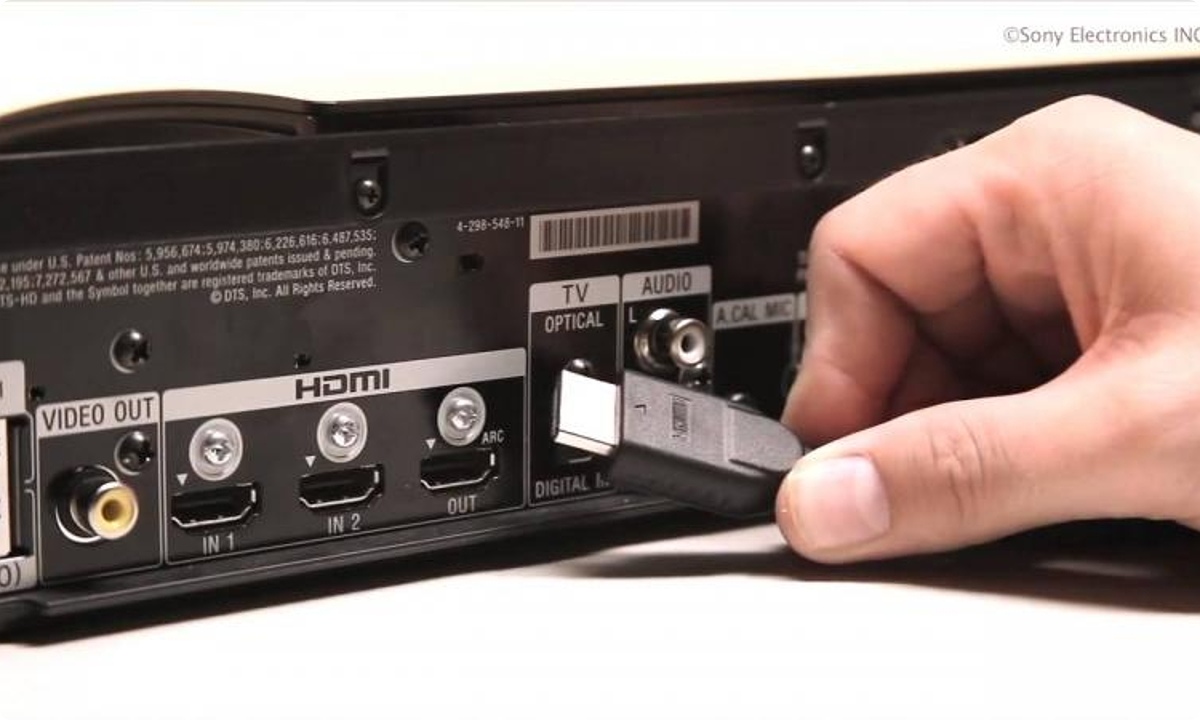 Cách vệ sinh cổng Optical đúng cách